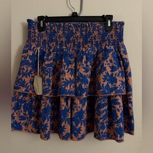 Universal Thread Women's Short Tiered Ruffle Mini Floral Skirt Size L NWT